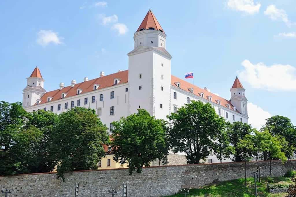 布拉迪斯拉发城堡是一座真正的堡垒。