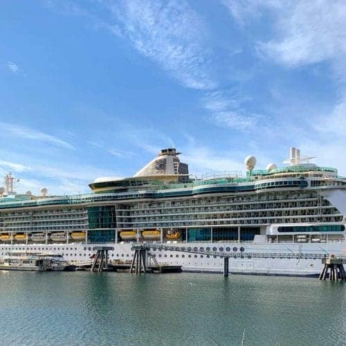 皇家加勒比游beplay下载苹果官网轮将于2021年重返阿拉斯加巡航
